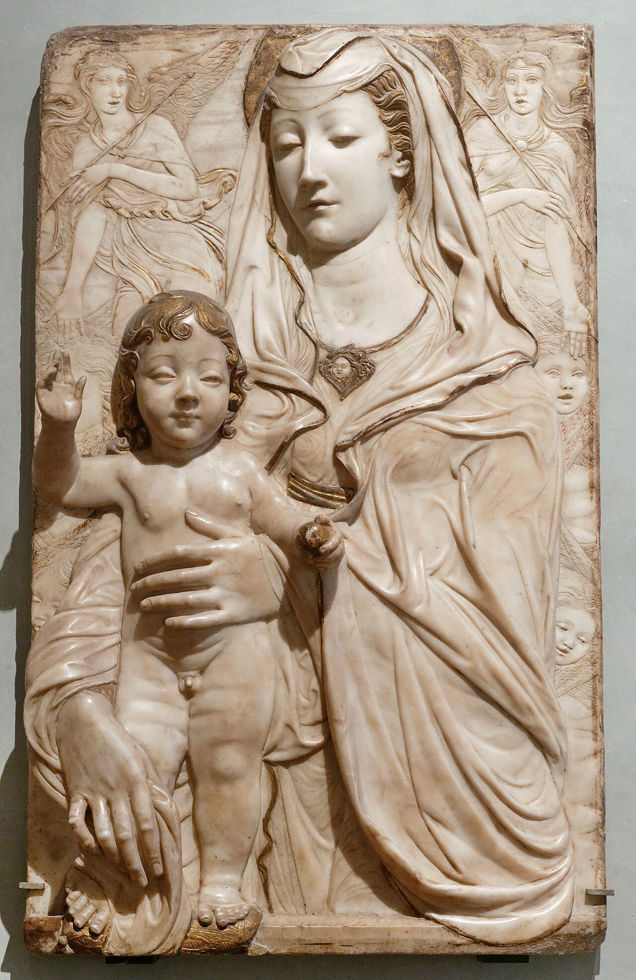 Madonna and Child between two angels by Agostino di Duccio