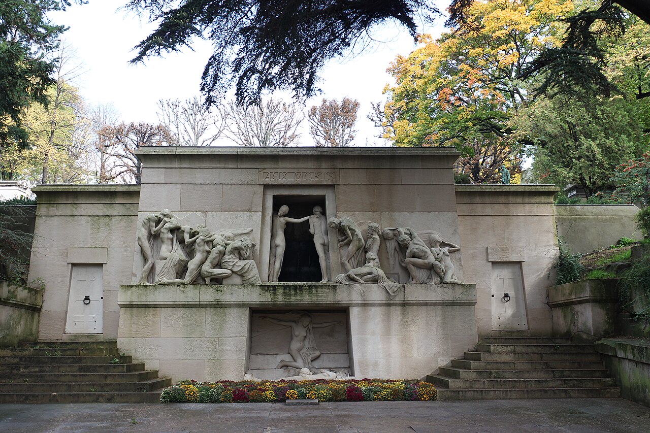 Monument to the Dead of Père Lachaise by Albert Bartholomé