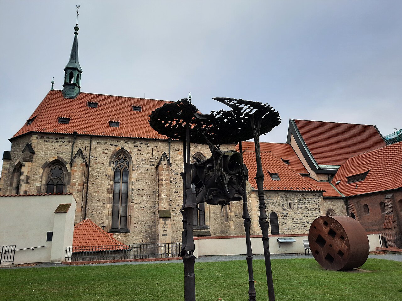 Suspended load by Aleš Veselý