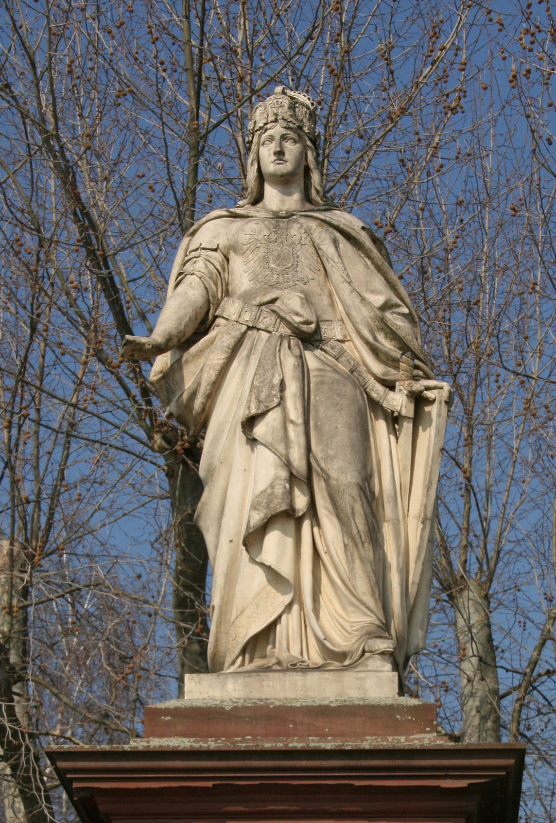 Kriegerehrenmal by Alexander Calandrelli