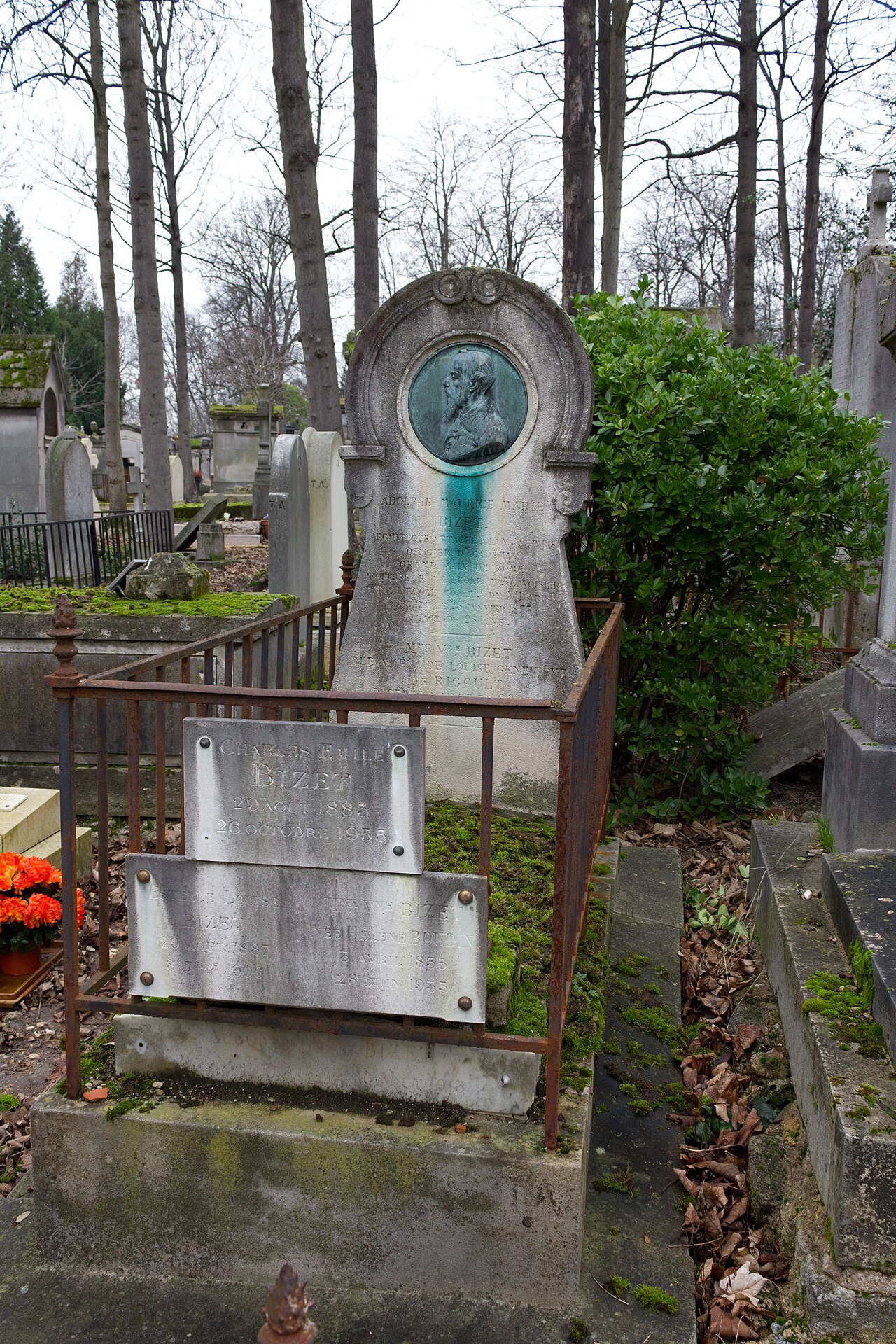 Grave of Adolphe Bizet by Alfred Lenoir