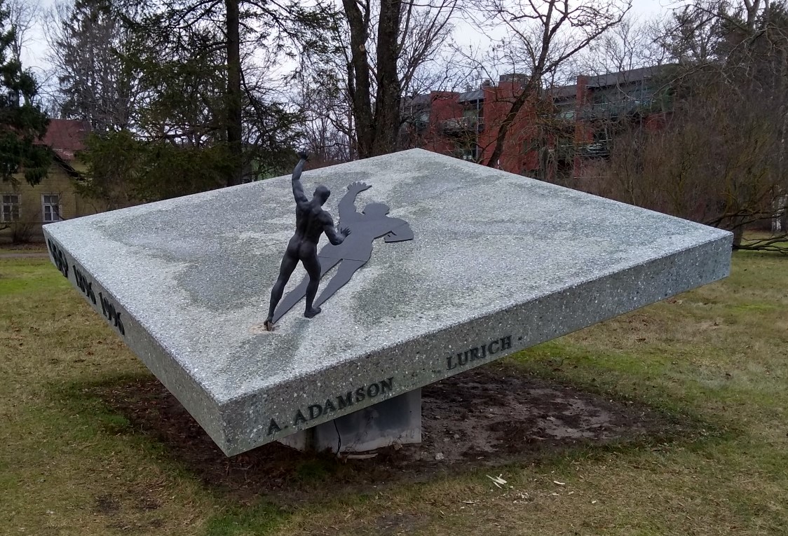 Georg Lurichi monument by Amandus Adamson