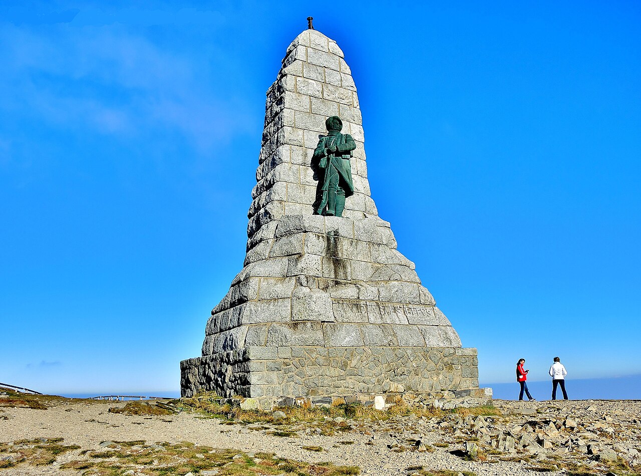 Blue Devils Memorial by André César Vermare