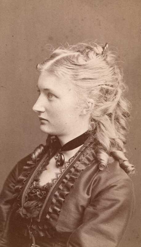 Portrait of Andrea Gram