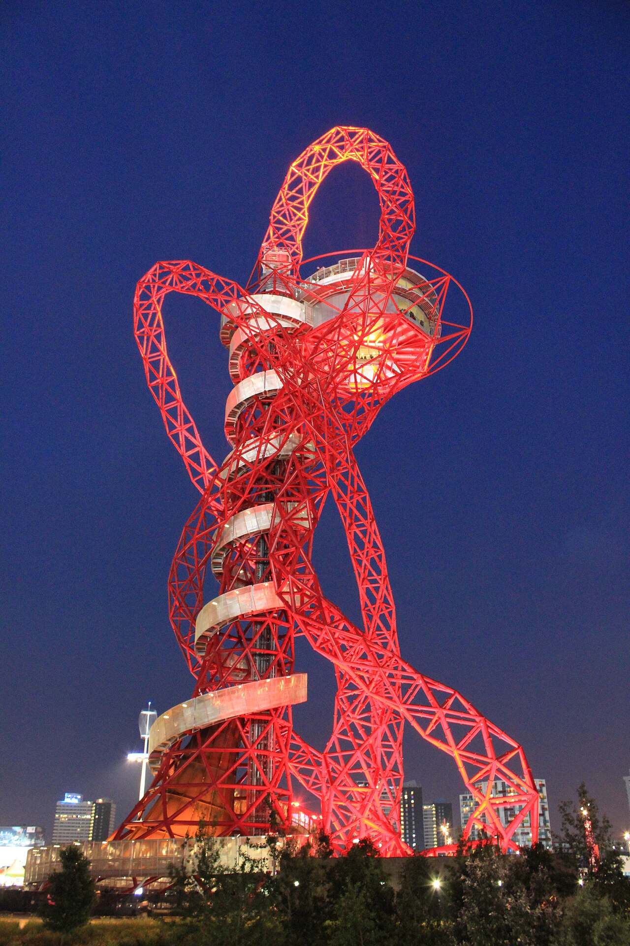 ArcelorMittal Orbit by Anish Kapoor