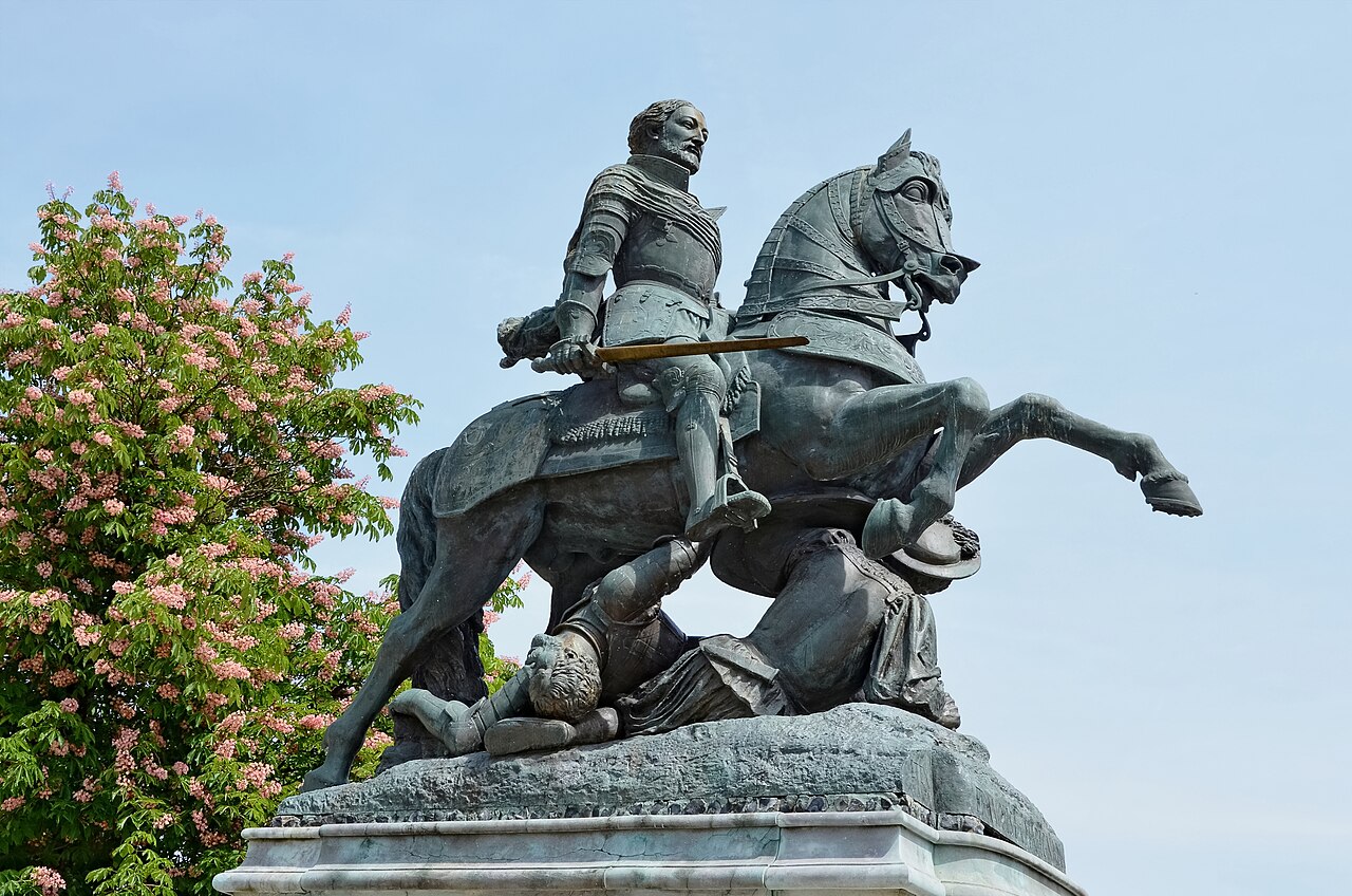 equestrian statue of Francis I by Antoine Étex