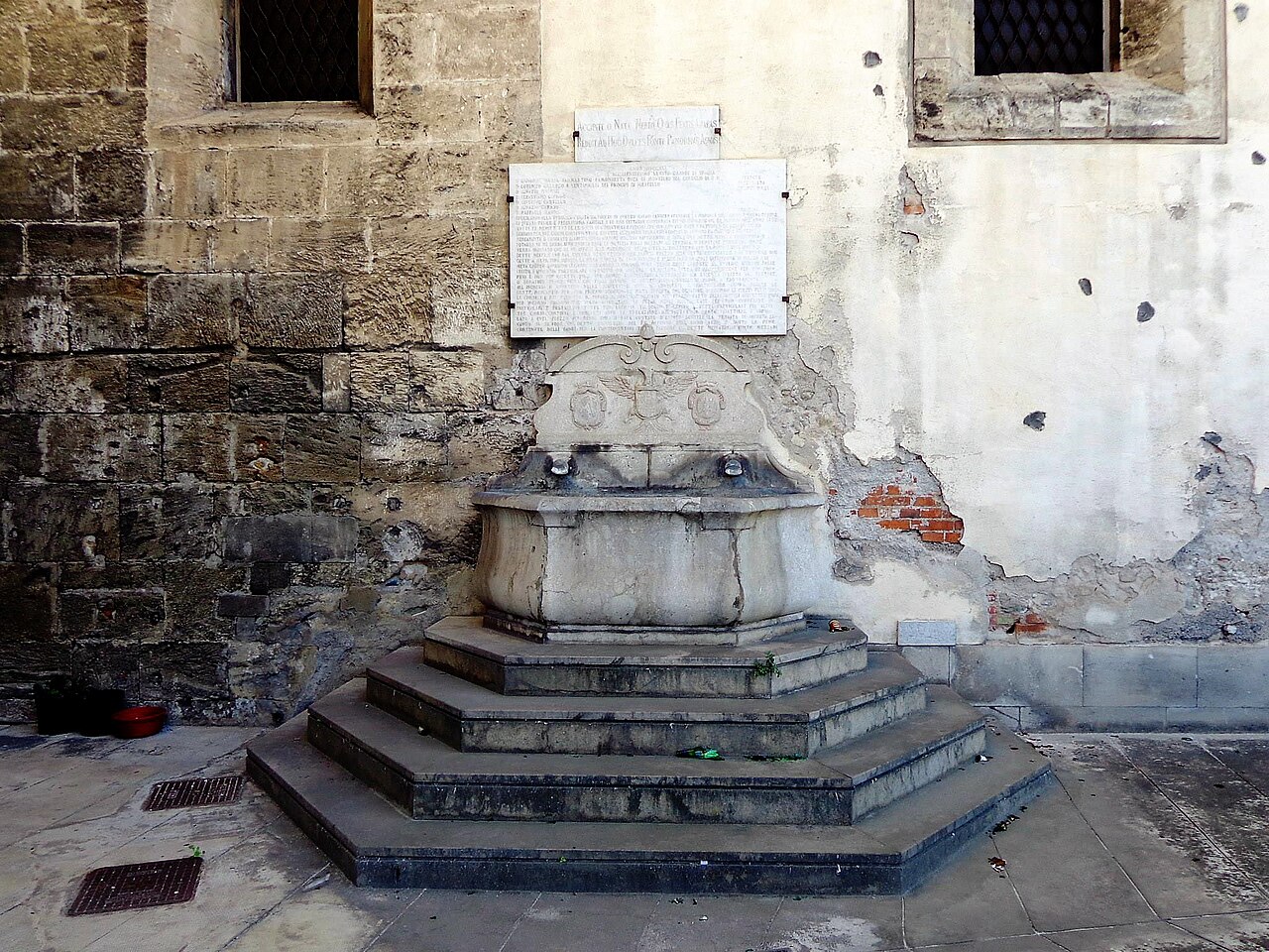 Fontana della Doganella by Antonello Gagini