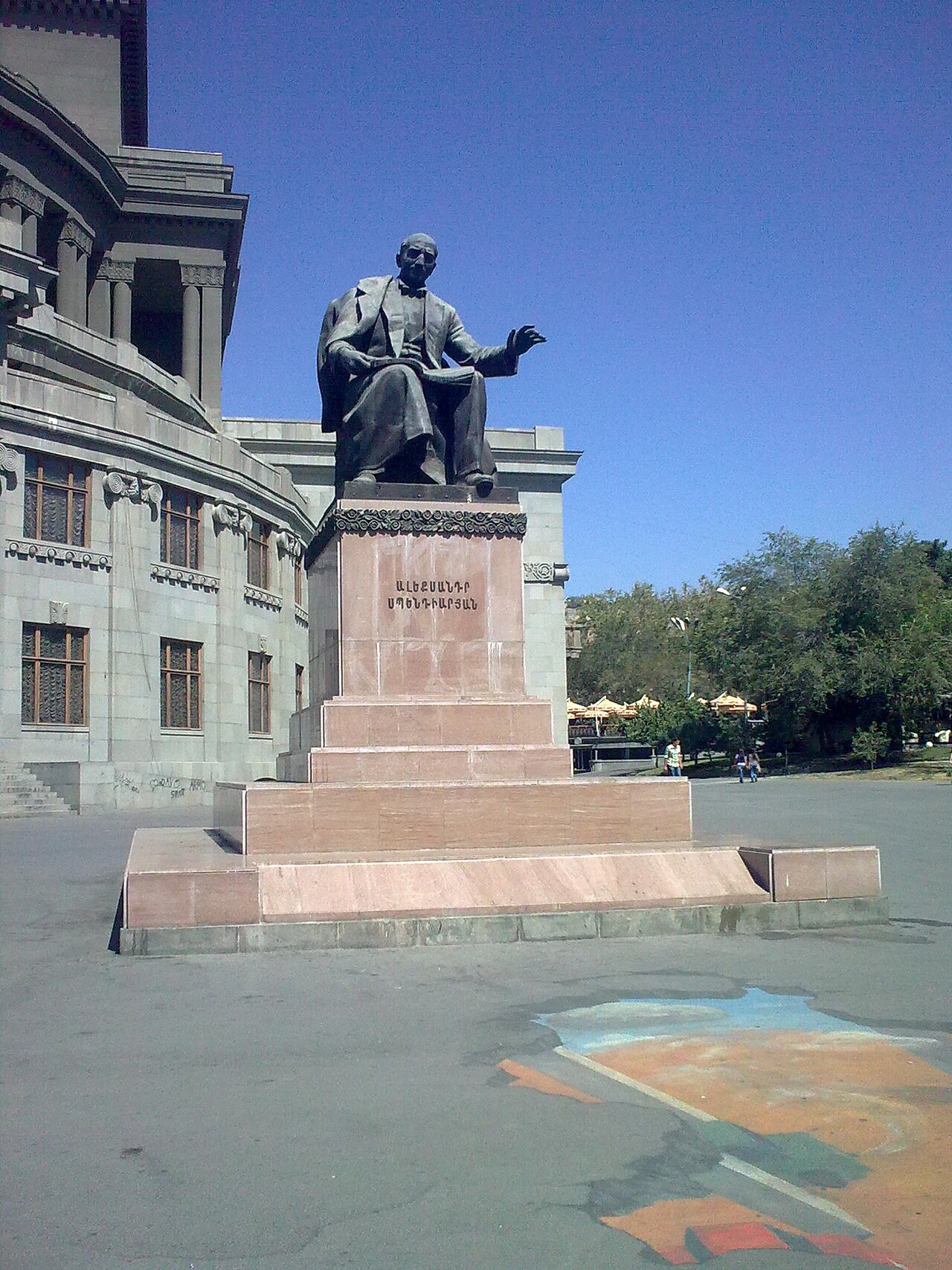 Alexander Spendiaryan's monument by Ara Sargsyan