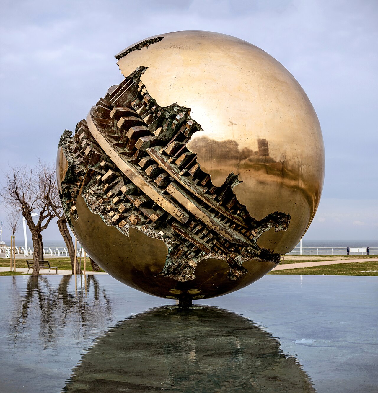 Sfera grande by Arnaldo Pomodoro