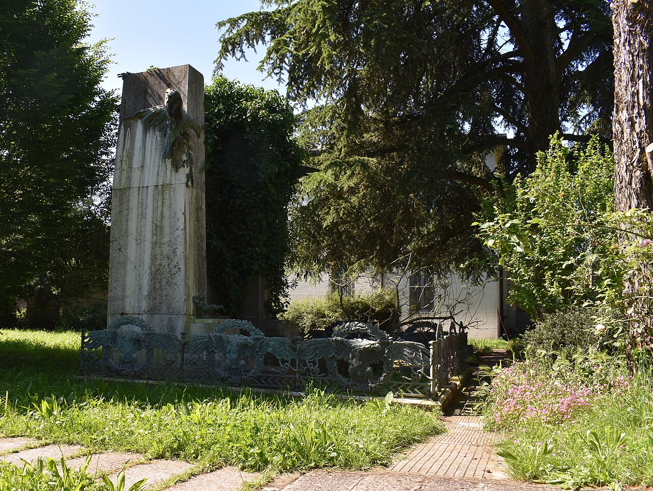 Monument to Pico Deodato Cavalieri by Arrigo Minerbi