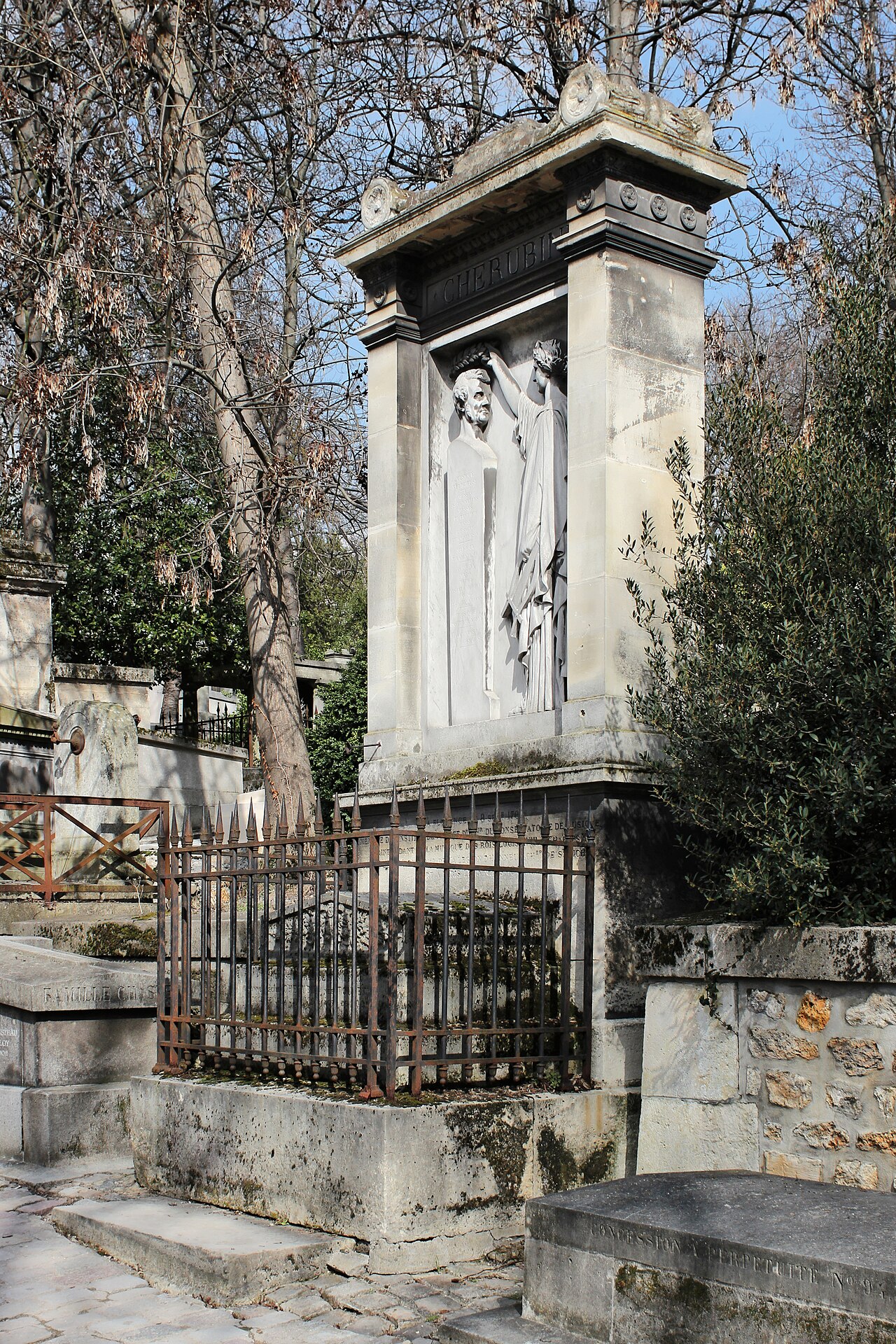 Luigi Cherubini's tomb by Augustin-Alexandre Dumont