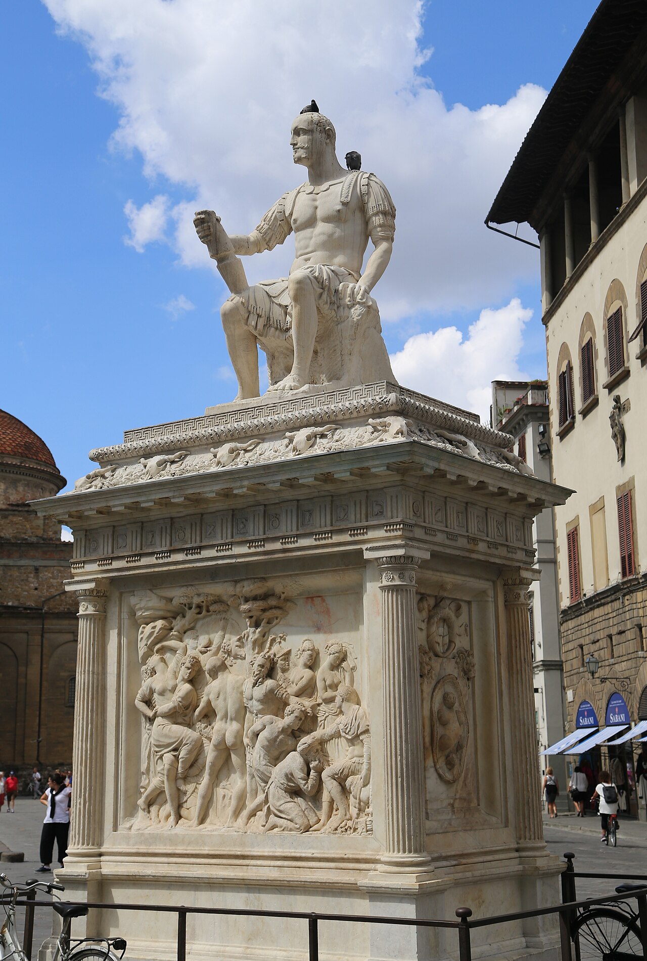 Statue of Giovanni delle Bande Nere by Baccio Bandinelli