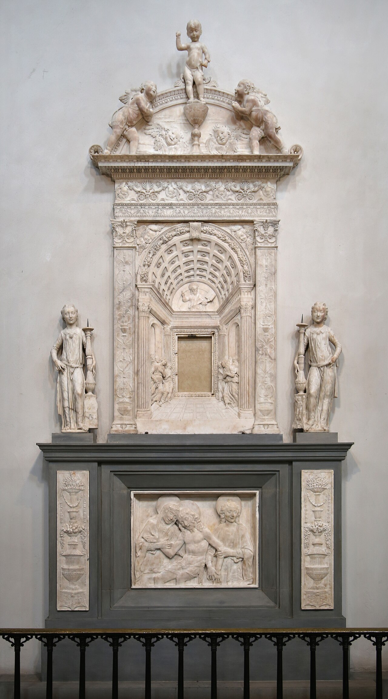 Tabernacle in The Basilica di San Lorenzo by Baccio da Montelupo