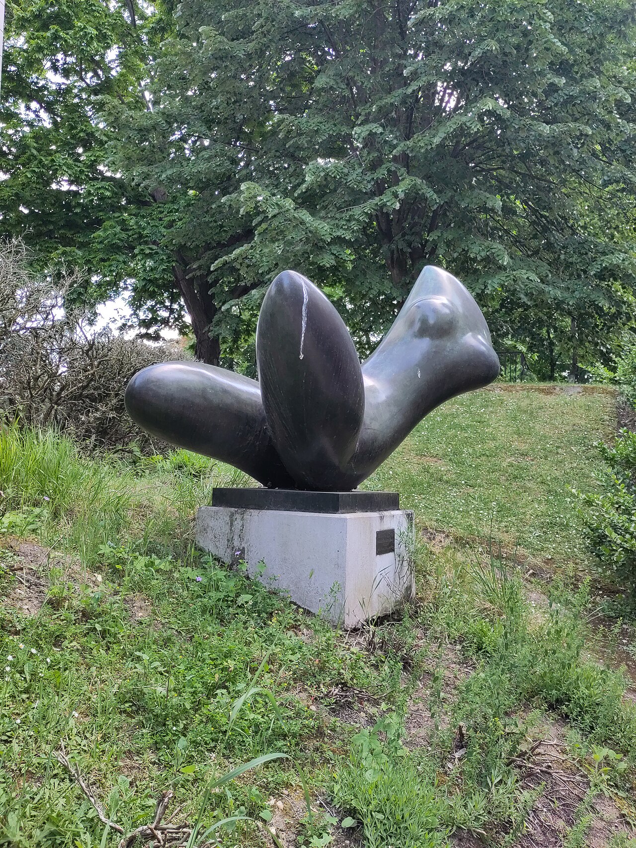Fontana by Baltasar Lobo