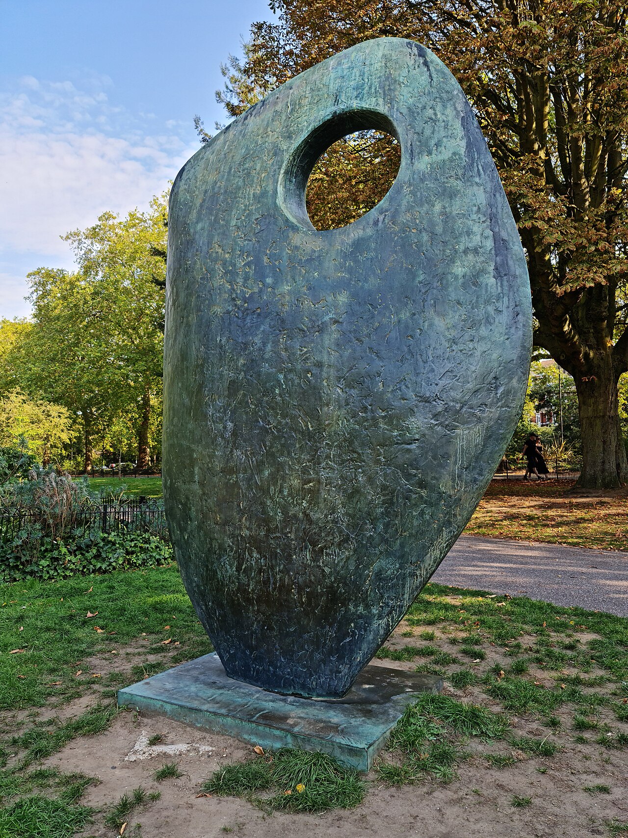 Single Form by Barbara Hepworth