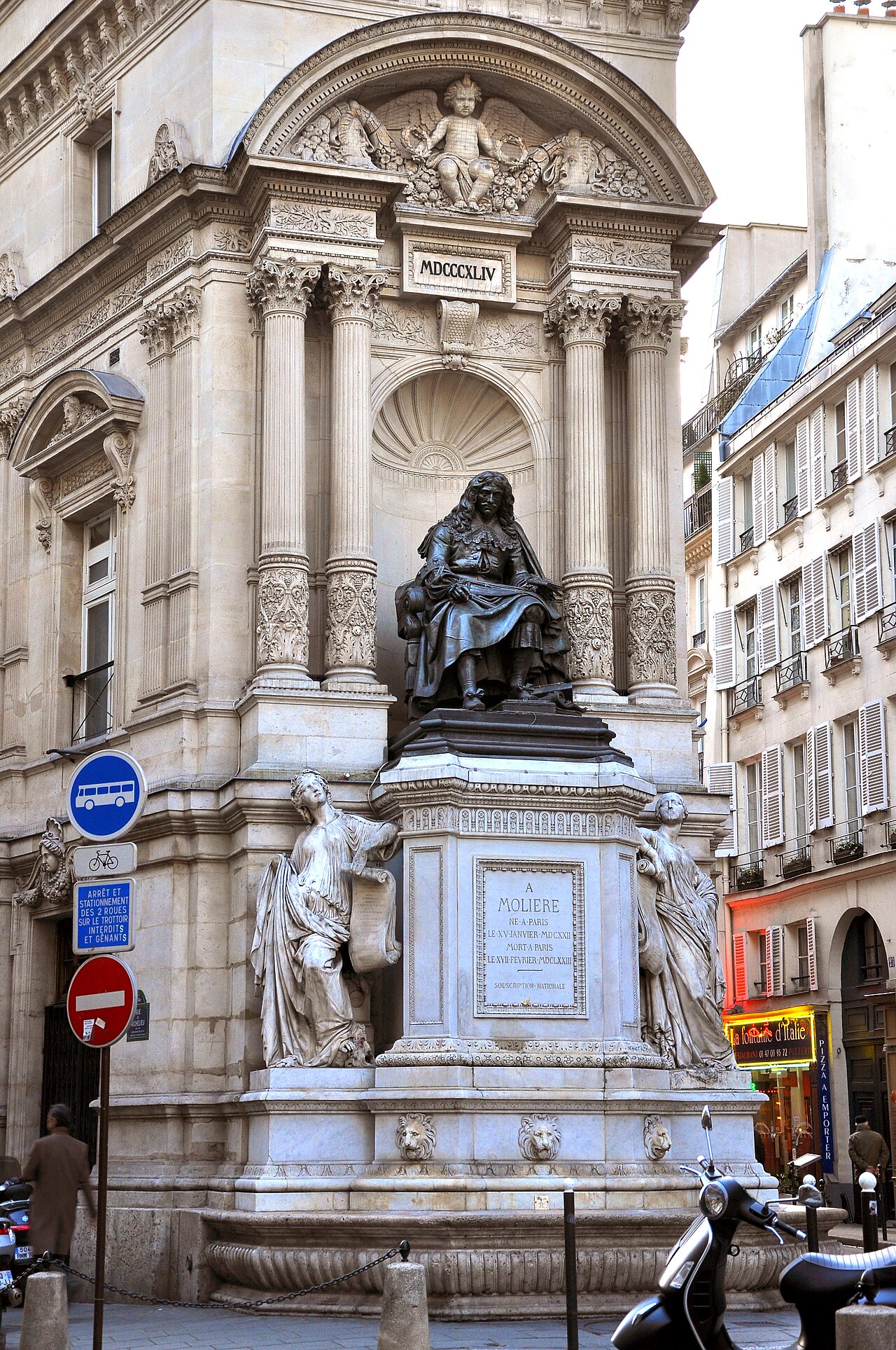 fontaine Molière by Bernard Seurre