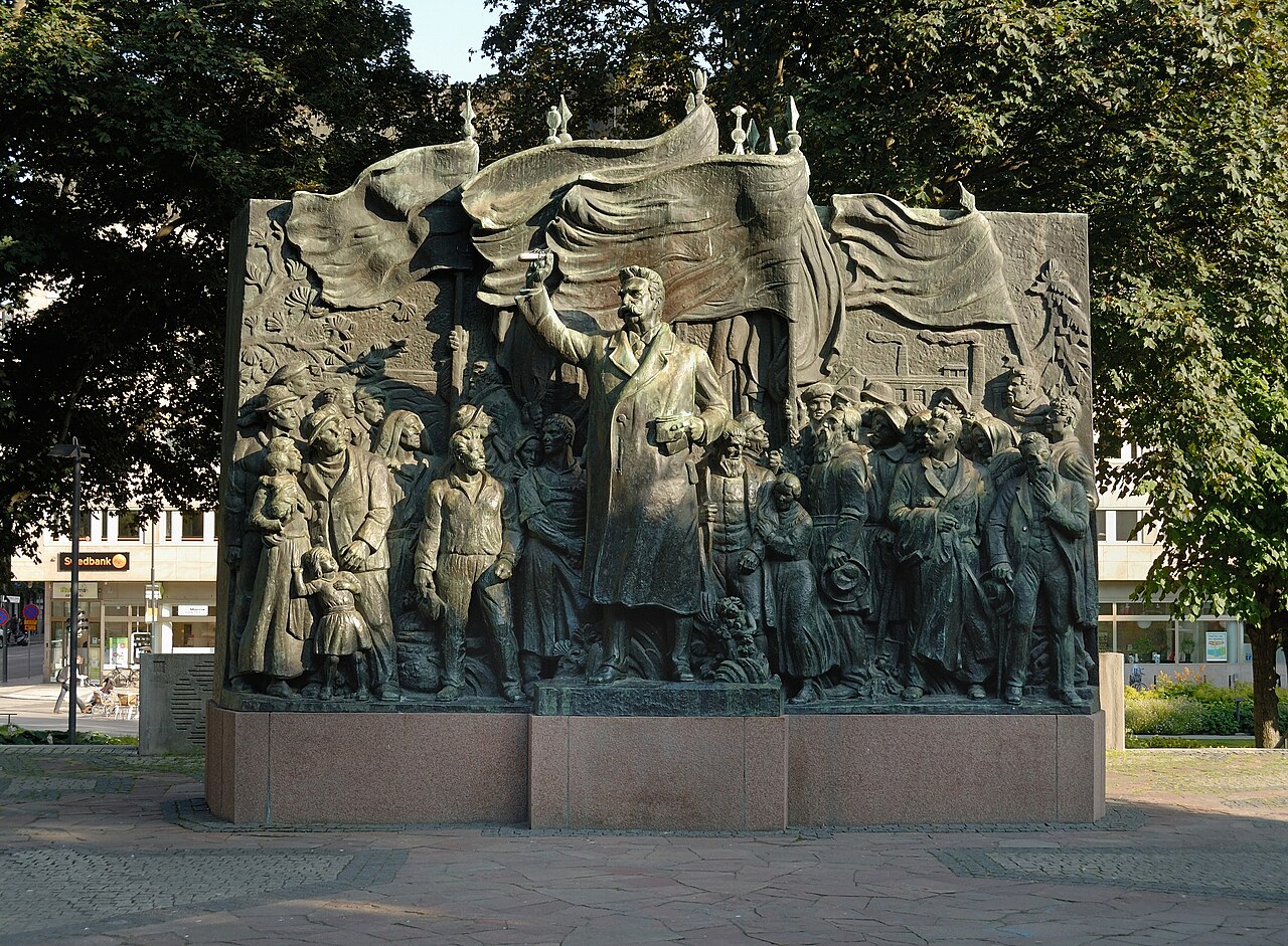 The Branting Monument by Carl Eldh