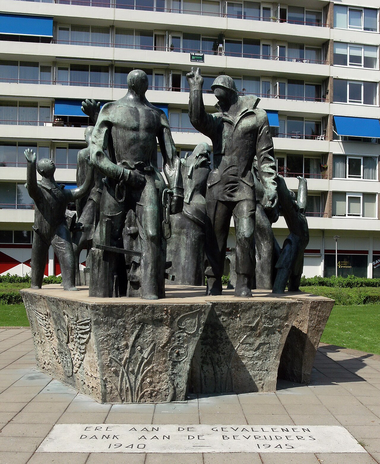 War Memorial Maastricht by Charles Eyck