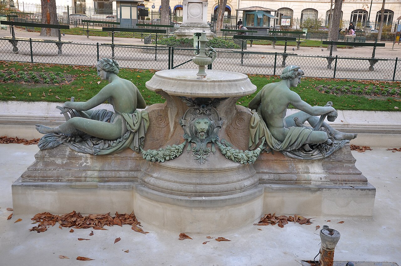 fontaine des arts et métiers by Charles Gumery