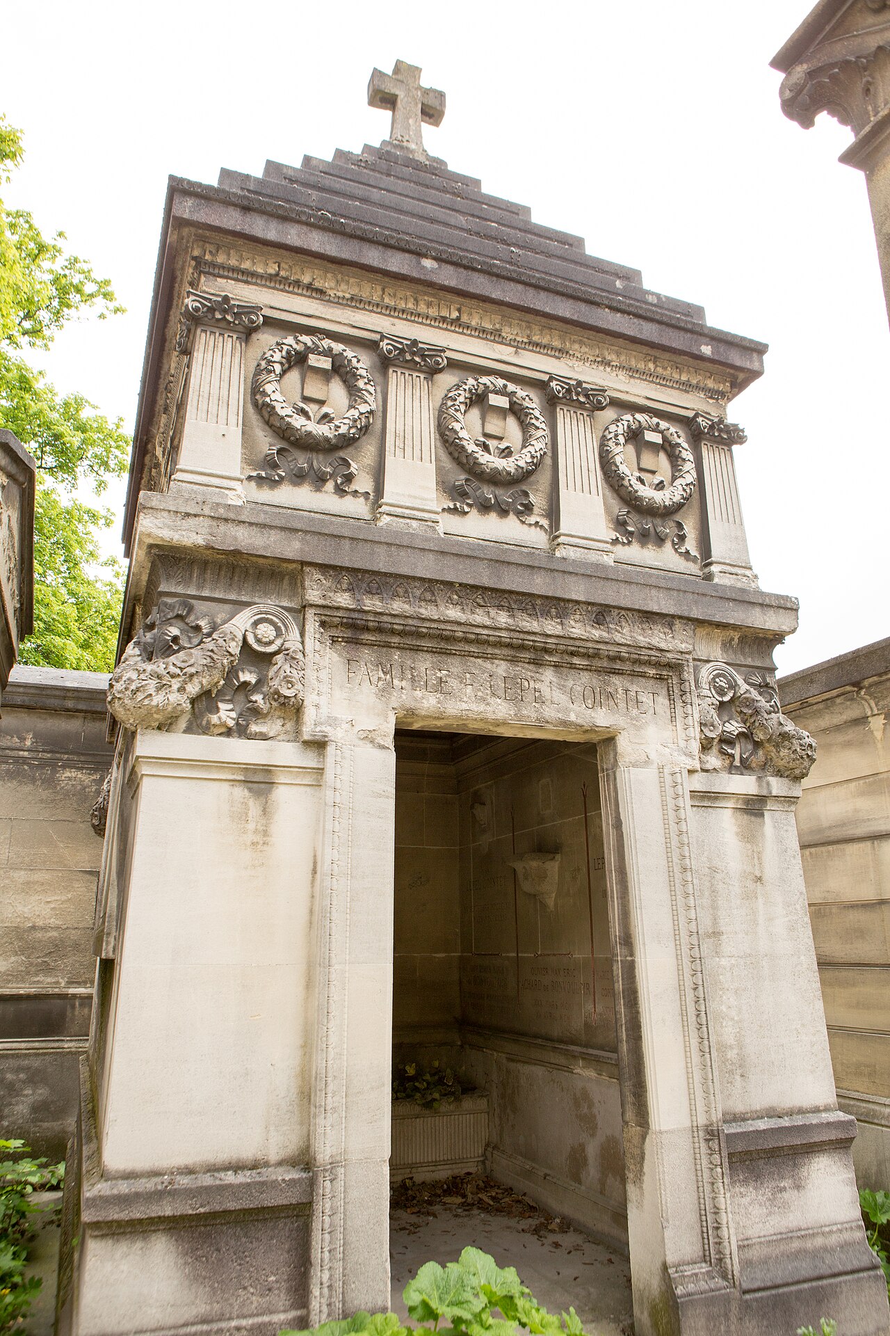Grave of Lepel-Cointet by Charles Gumery
