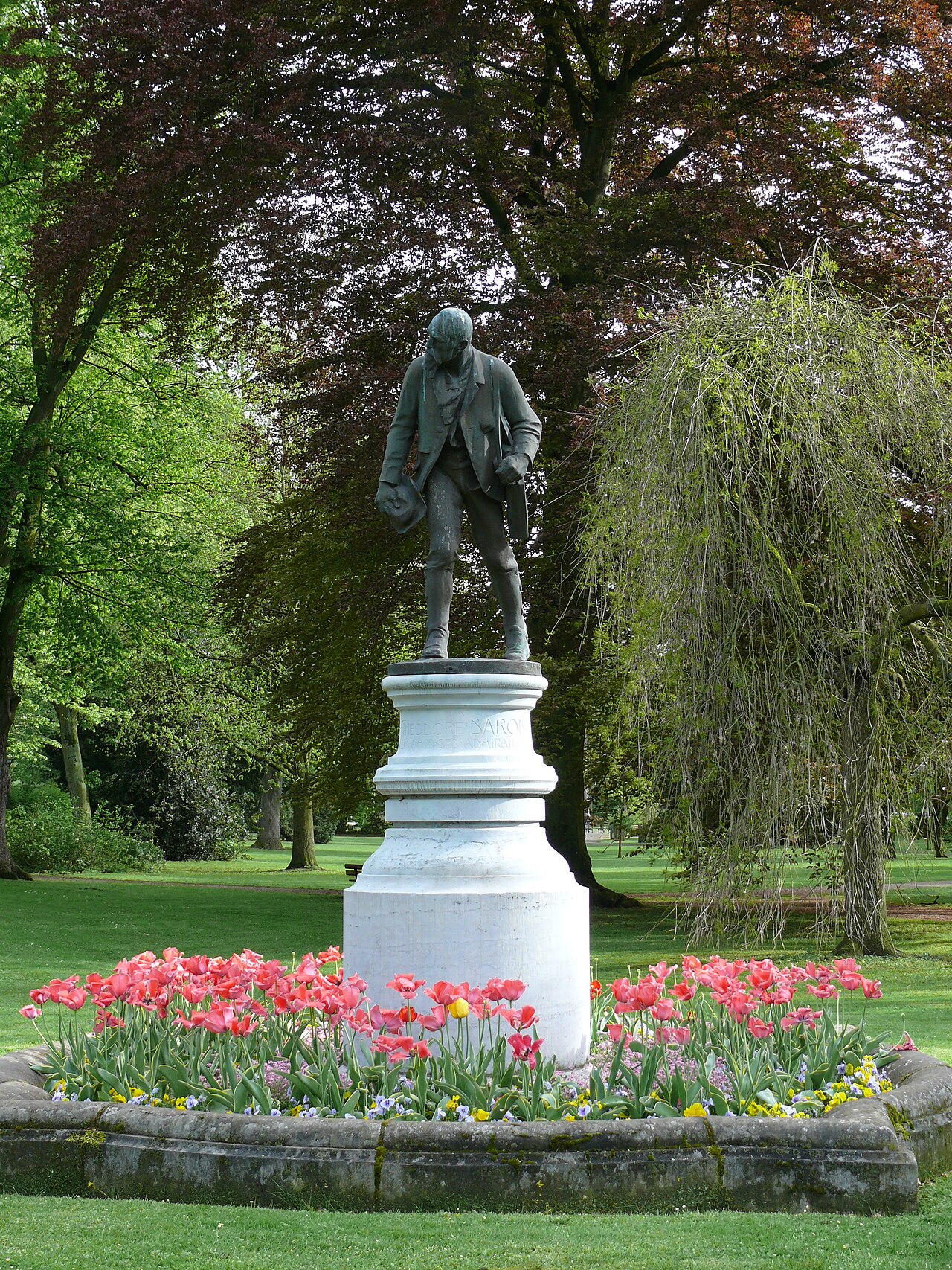 Statue of Théodore Baron by Charles Van der Stappen in Namur by Charles van der Stappen