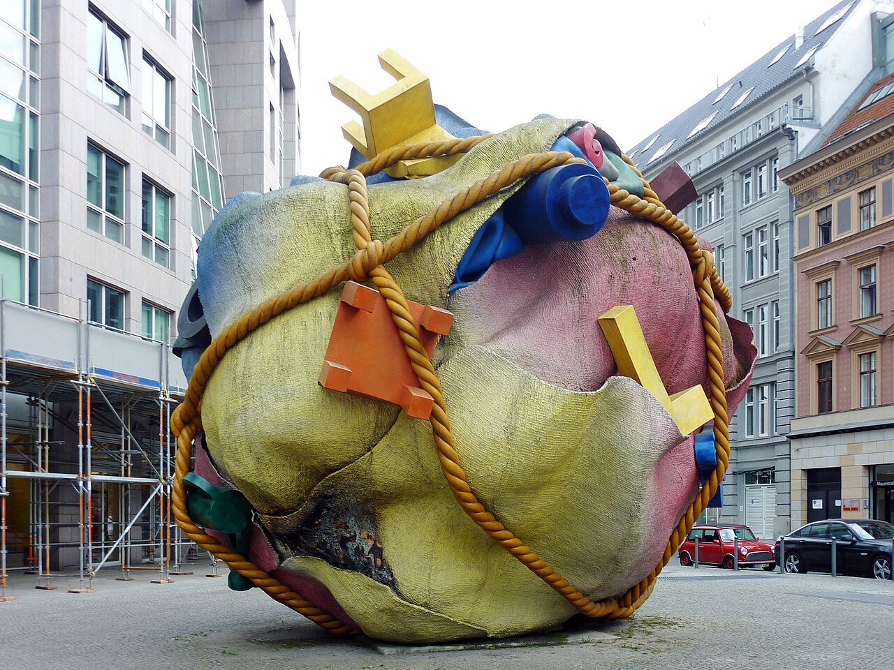 Houseball by Coosje van Bruggen