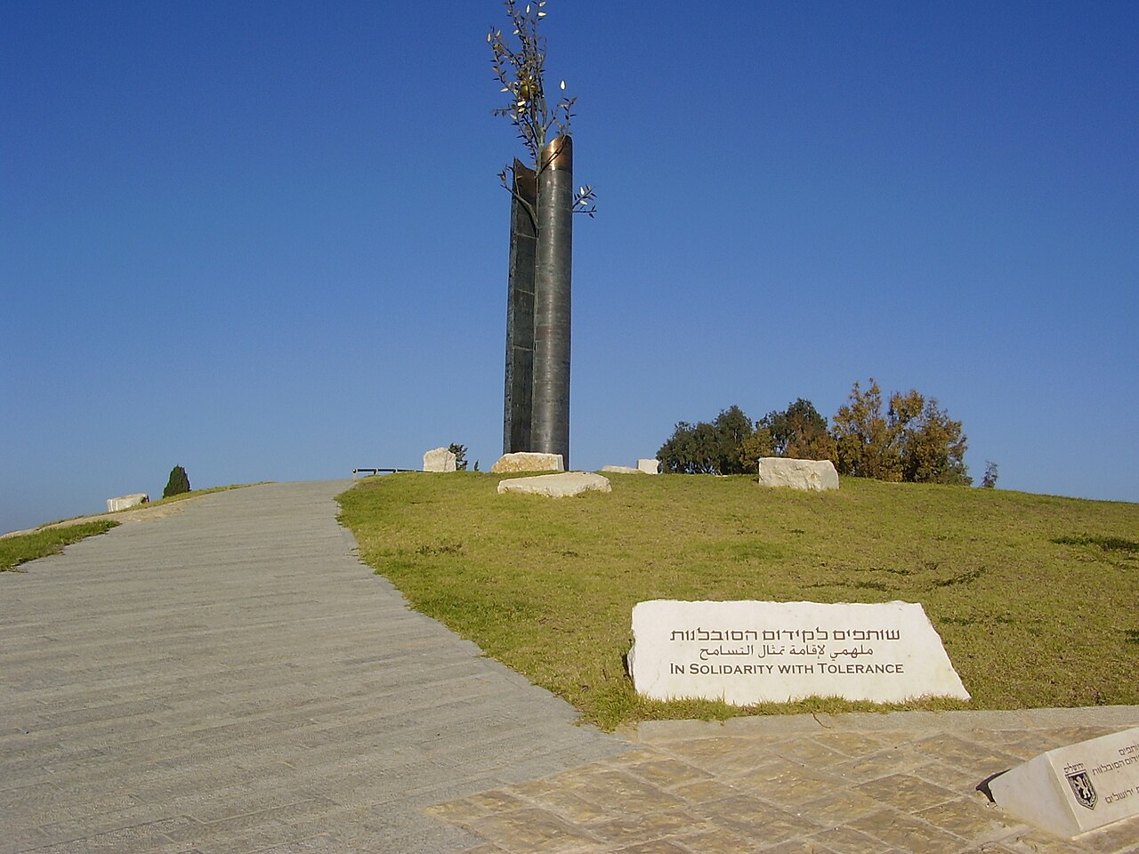 Tolerance Monument by Czesław Dźwigaj