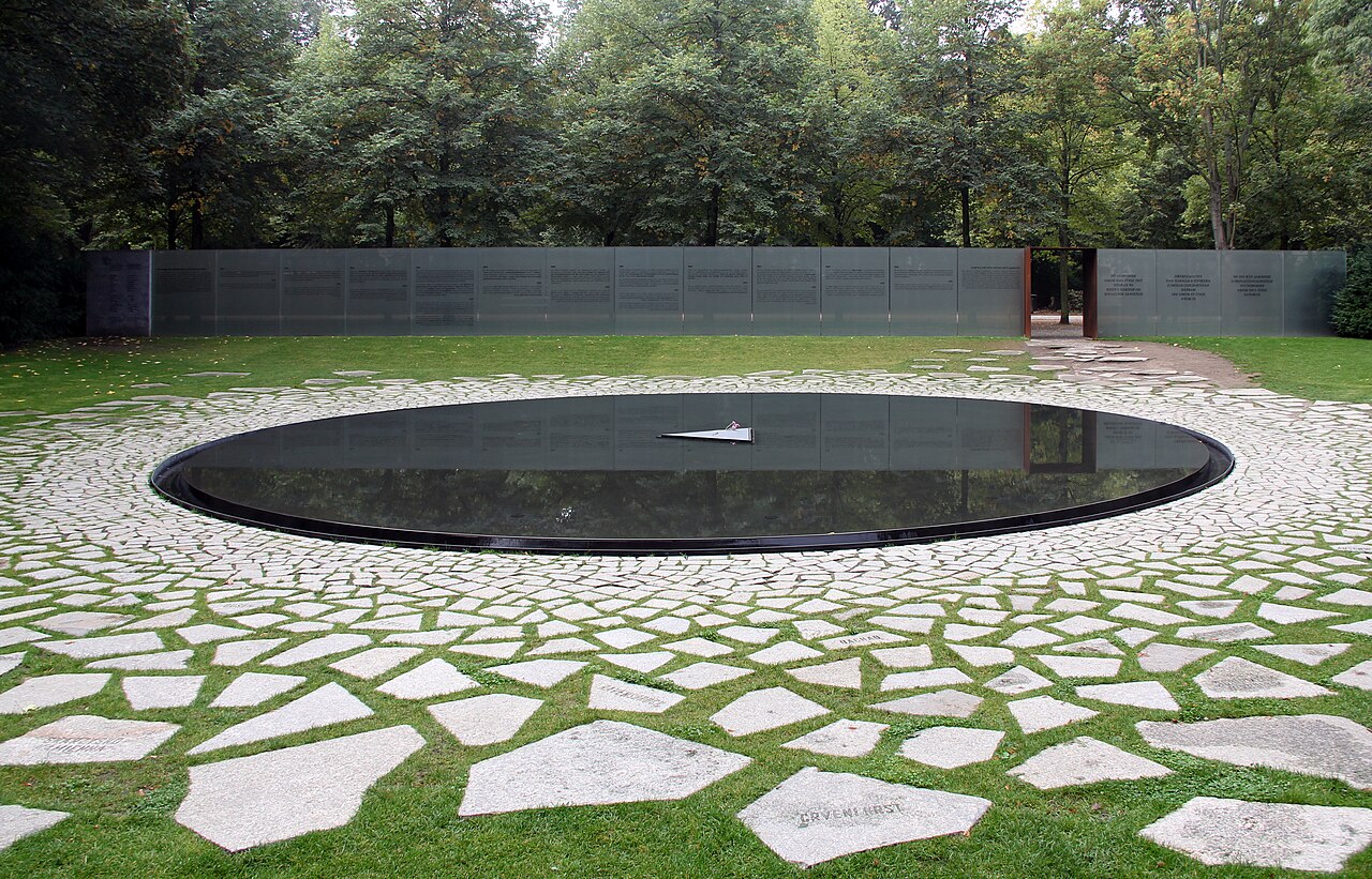 Memorial to the Sinti and Roma victims of National Socialism by Dani Karavan