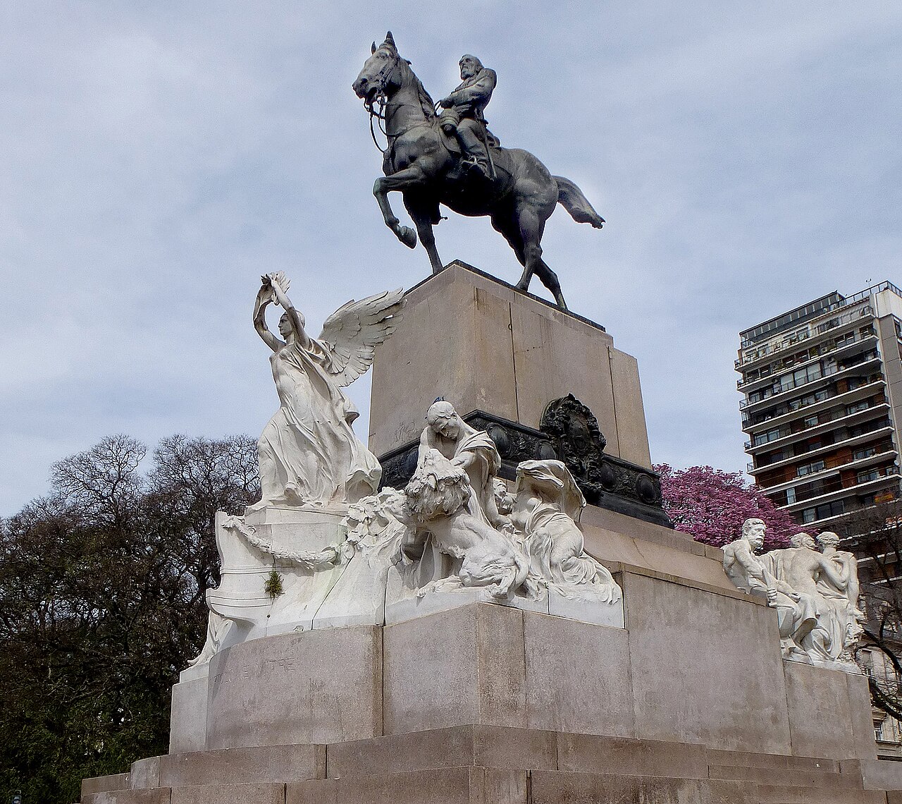 Monument to Bartolomé Mitre by Davide Calandra