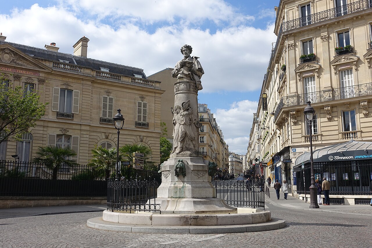 fontaine Gavarni by Denys Puech