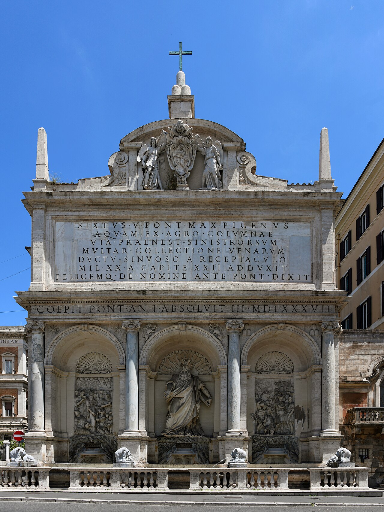Fontana dell'Acqua Felice by Domenico Fontana