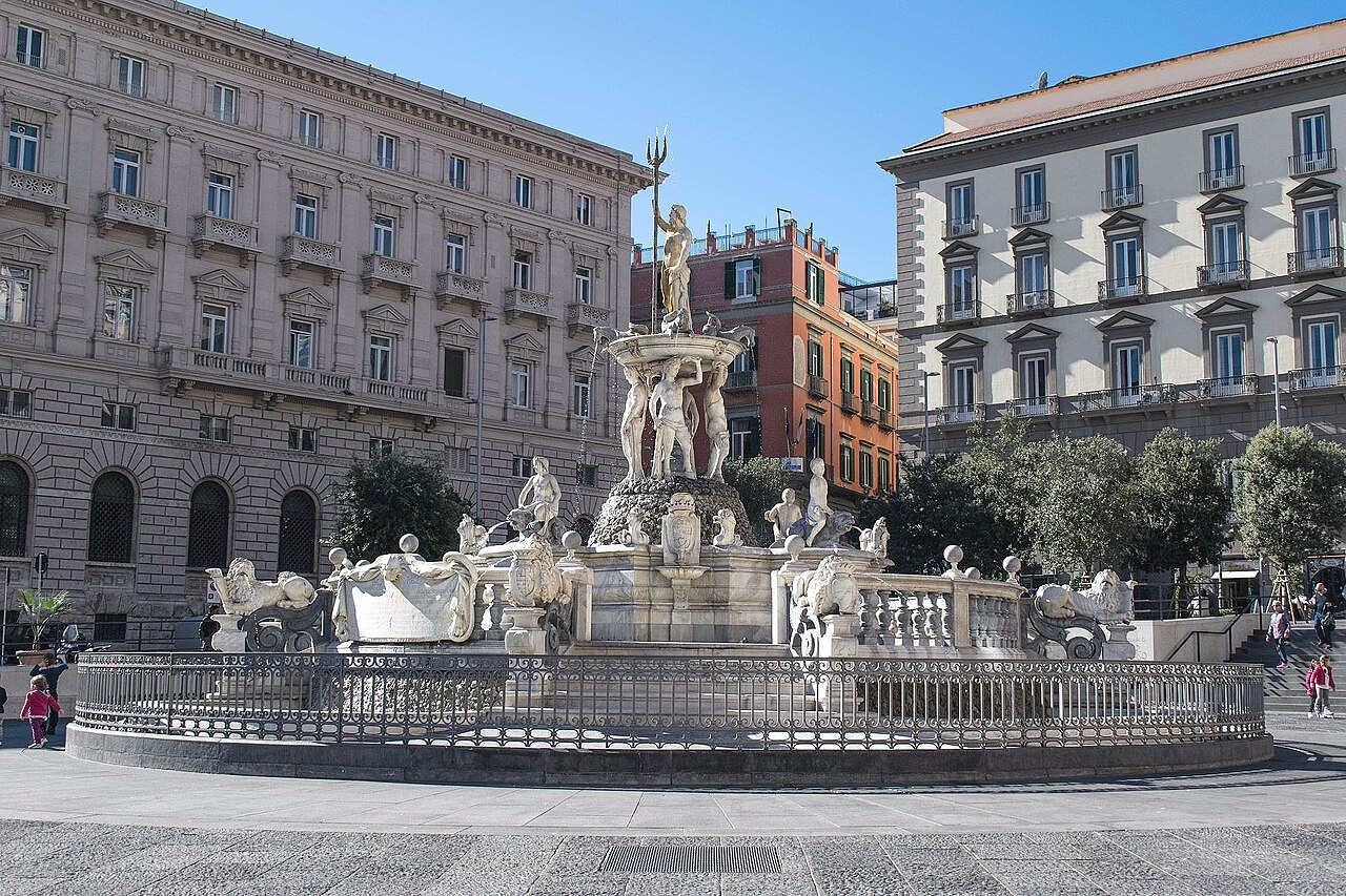 Fountain of Neptune by Domenico Fontana