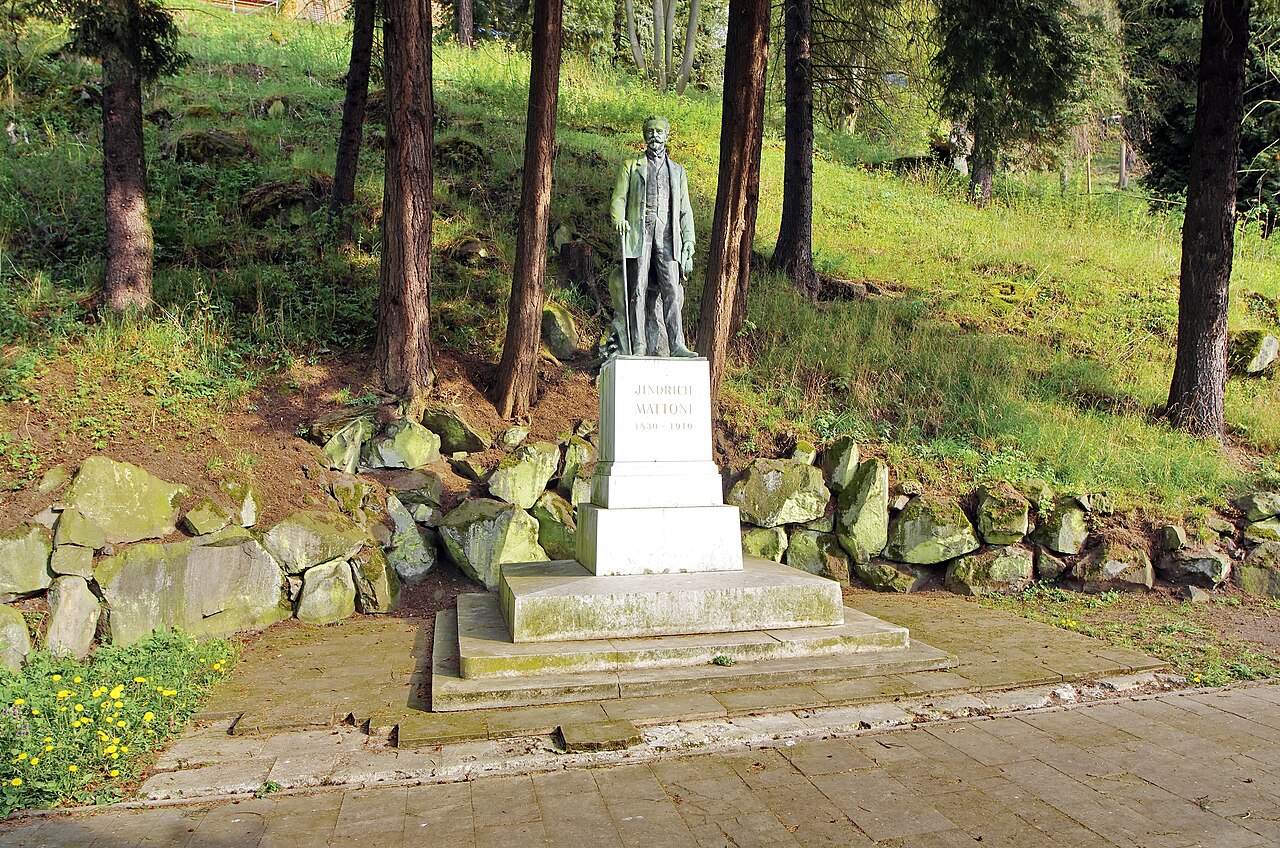 Statue of Heinrich von Mattoni in Kyselka by Edmund von Hellmer