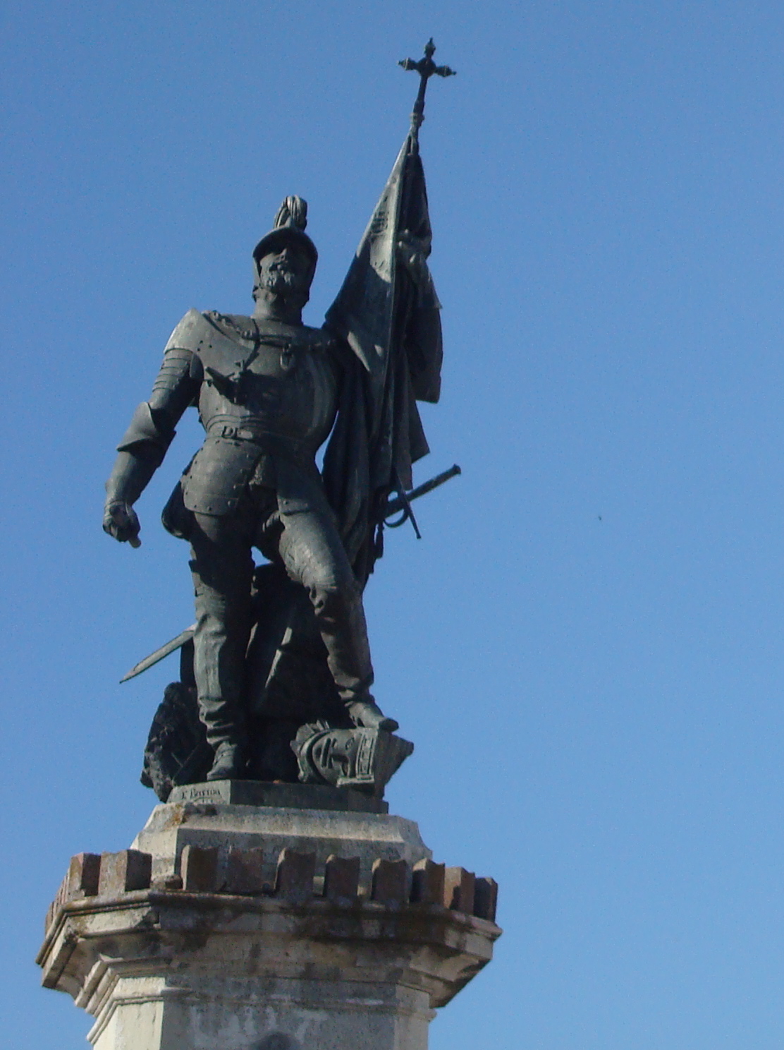 Monument to Hernán Cortés by Eduardo Barrón