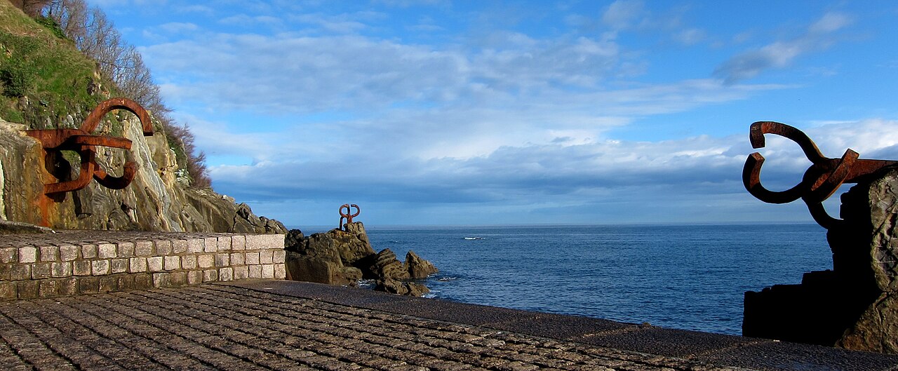 Peine del Viento XV by Eduardo Chillida