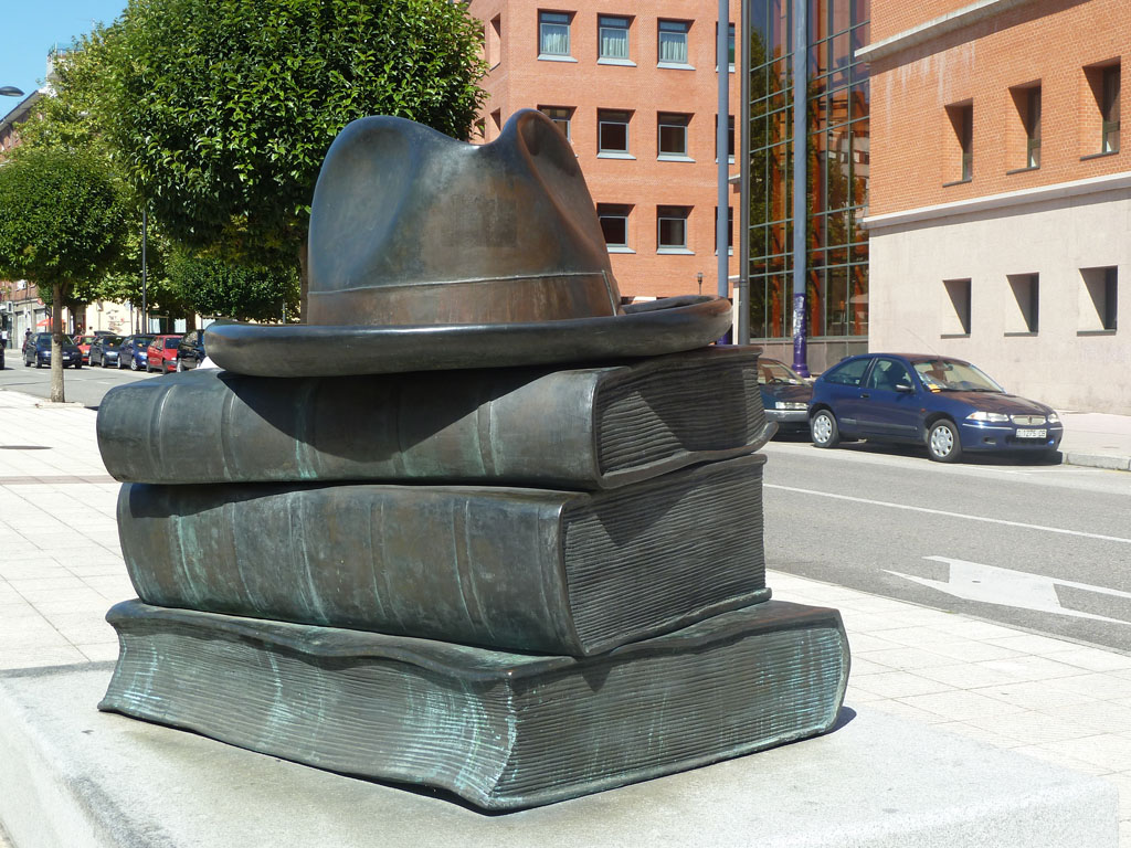 Los libros que nos unen, homenaje a Emilio Alarcos by Eduardo Úrculo