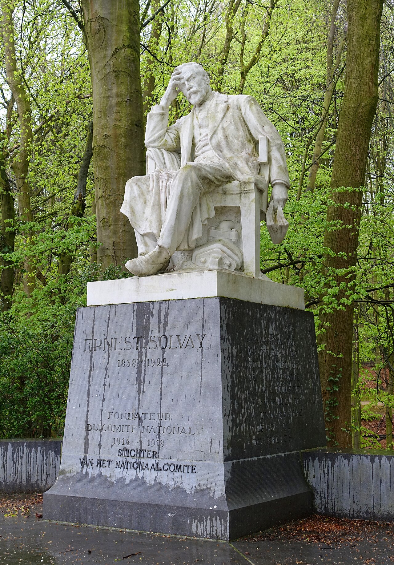 Ernest Solvay Memorial by Egide Rombaux