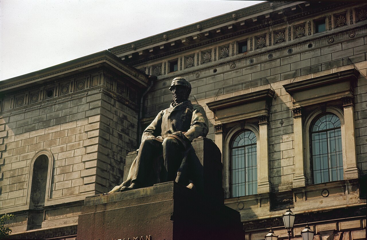 Johan Vilhelm Snellman statue by Emil Wikström