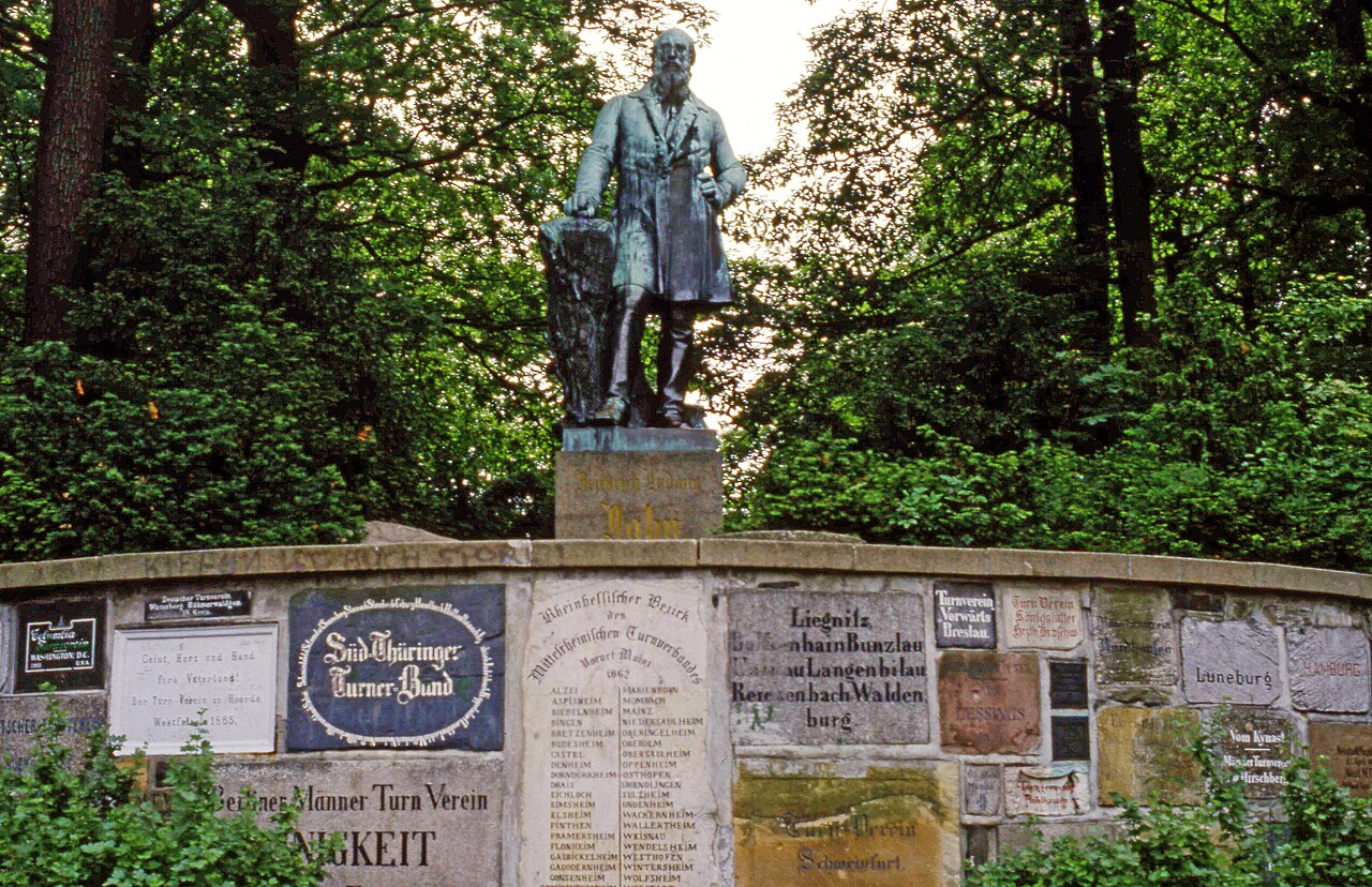 Jahn memorial by Erdmann Encke