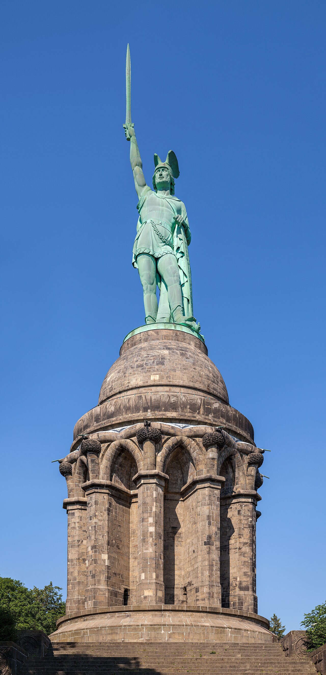Hermannsdenkmal by Ernst von Bandel