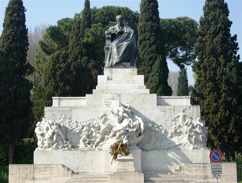 Monument to Giuseppe Mazzini by Ettore Ferrari