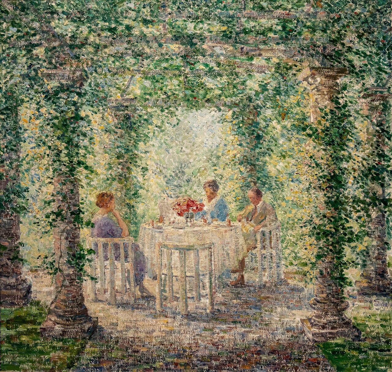 Portrait of mevrouw Pieters met de heg en mevrouw Singer in de tuin van De Wilde Zwanen (Laren) by Evert Pieters
