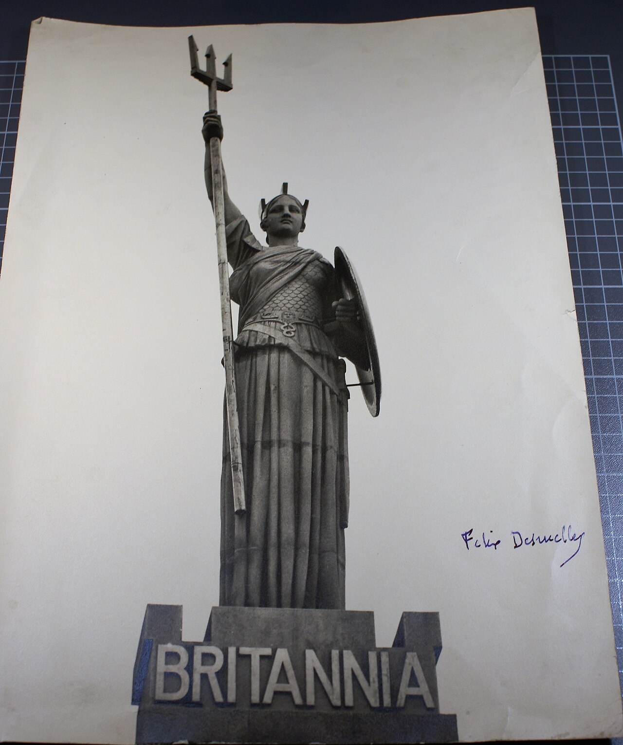 Britannia by Félix-Alexandre Desruelles