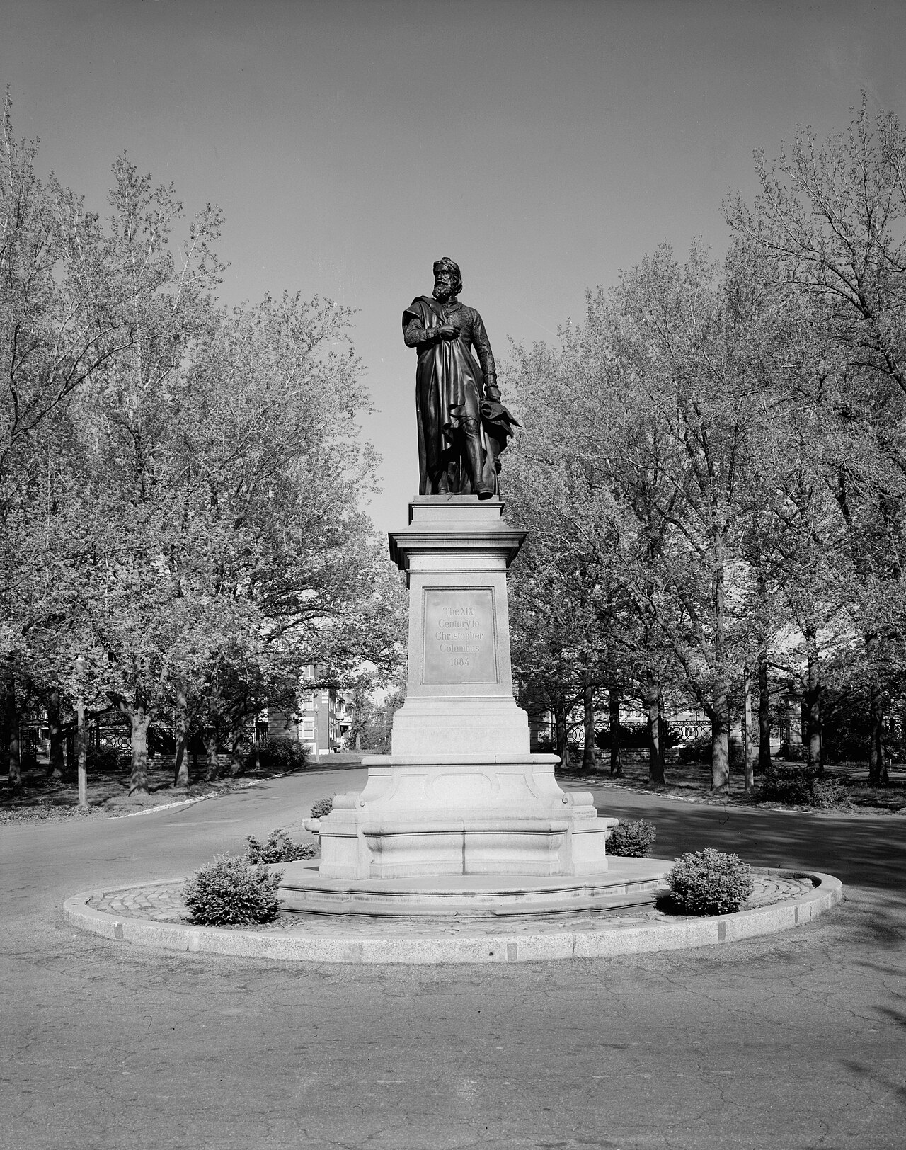 Statue of Christopher Columbus by Ferdinand Freiherr von Miller