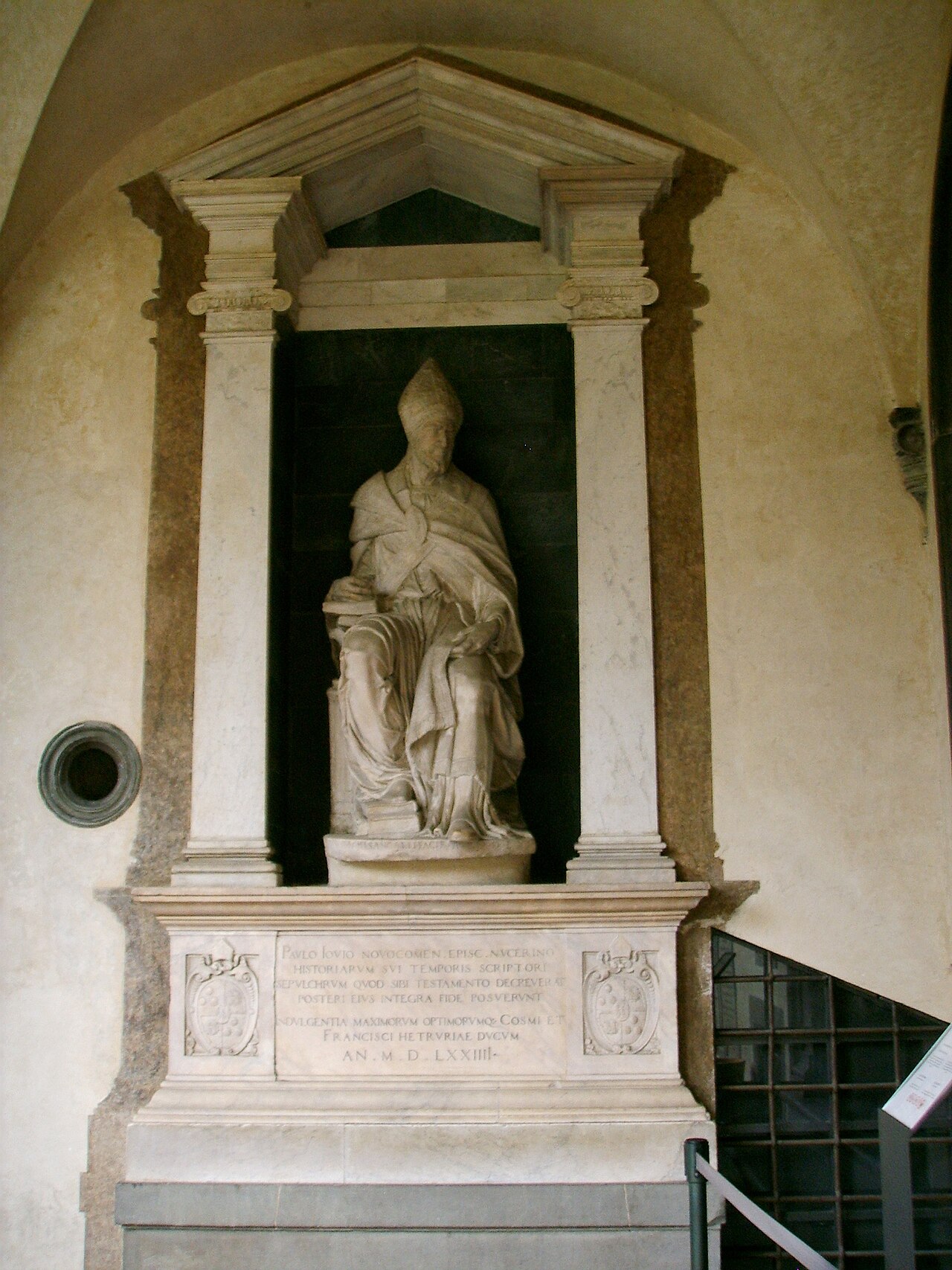 Tomb of Paolo Giovio by Francesco da Sangallo