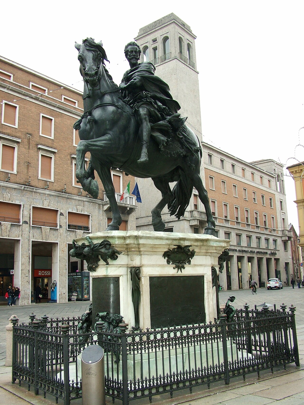 Alessandro Farnese by Francesco Mochi