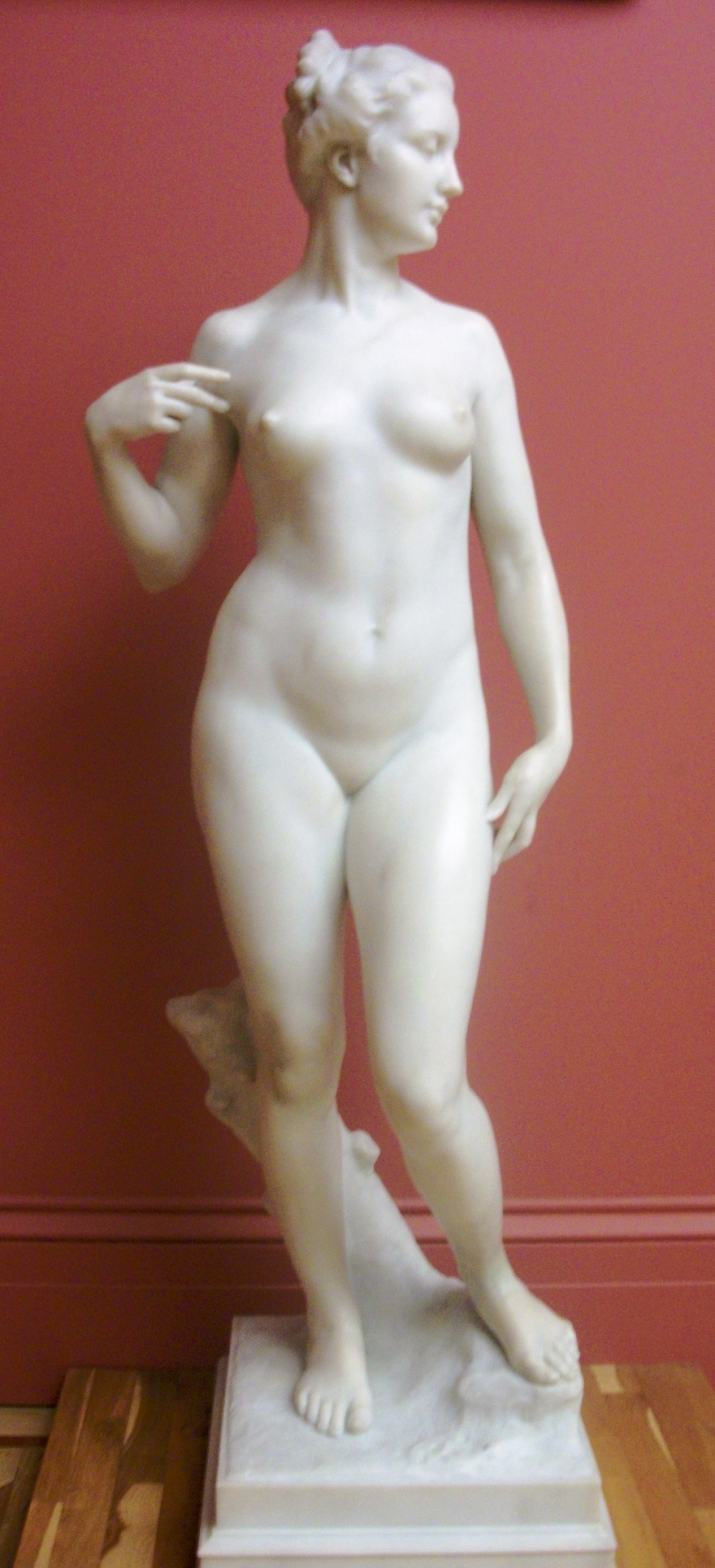 Atalanta by Francis Derwent Wood