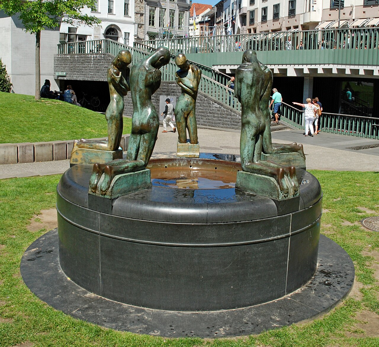 Fountain of Kneeling Youths by George Minne