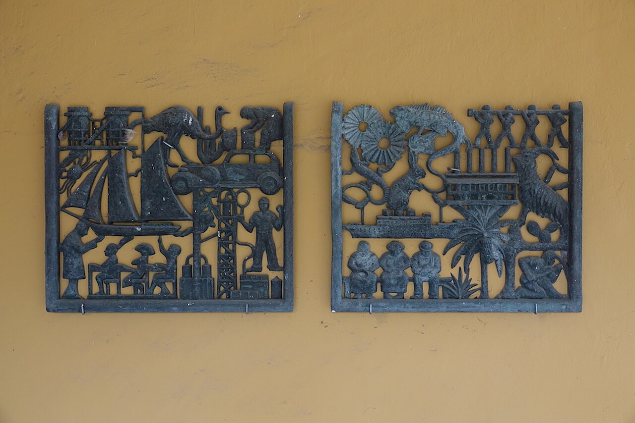 Panels of memorial by Gerrit van der Veen
