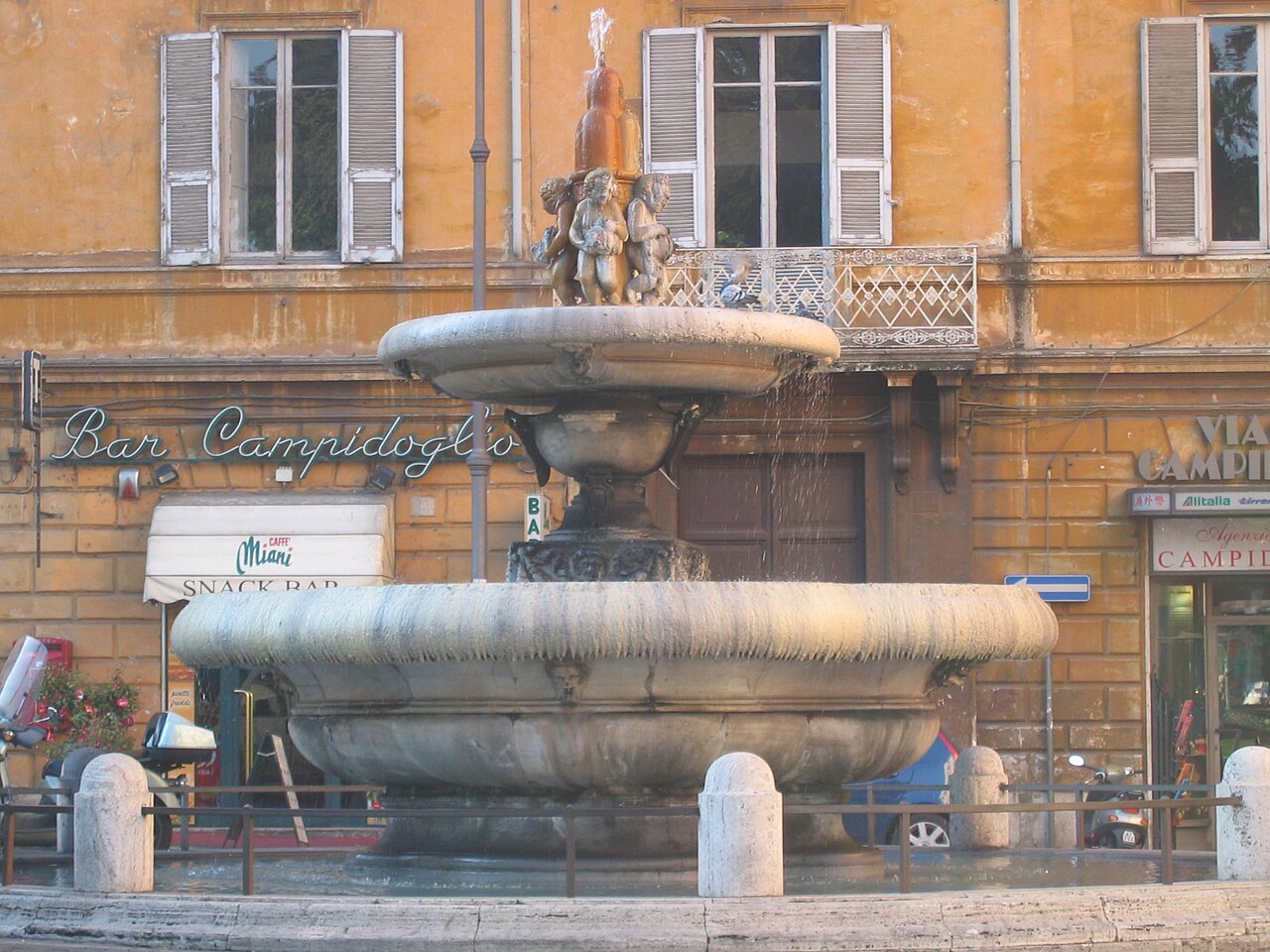 Fontana di Piazza d'Aracoeli by Giacomo della Porta